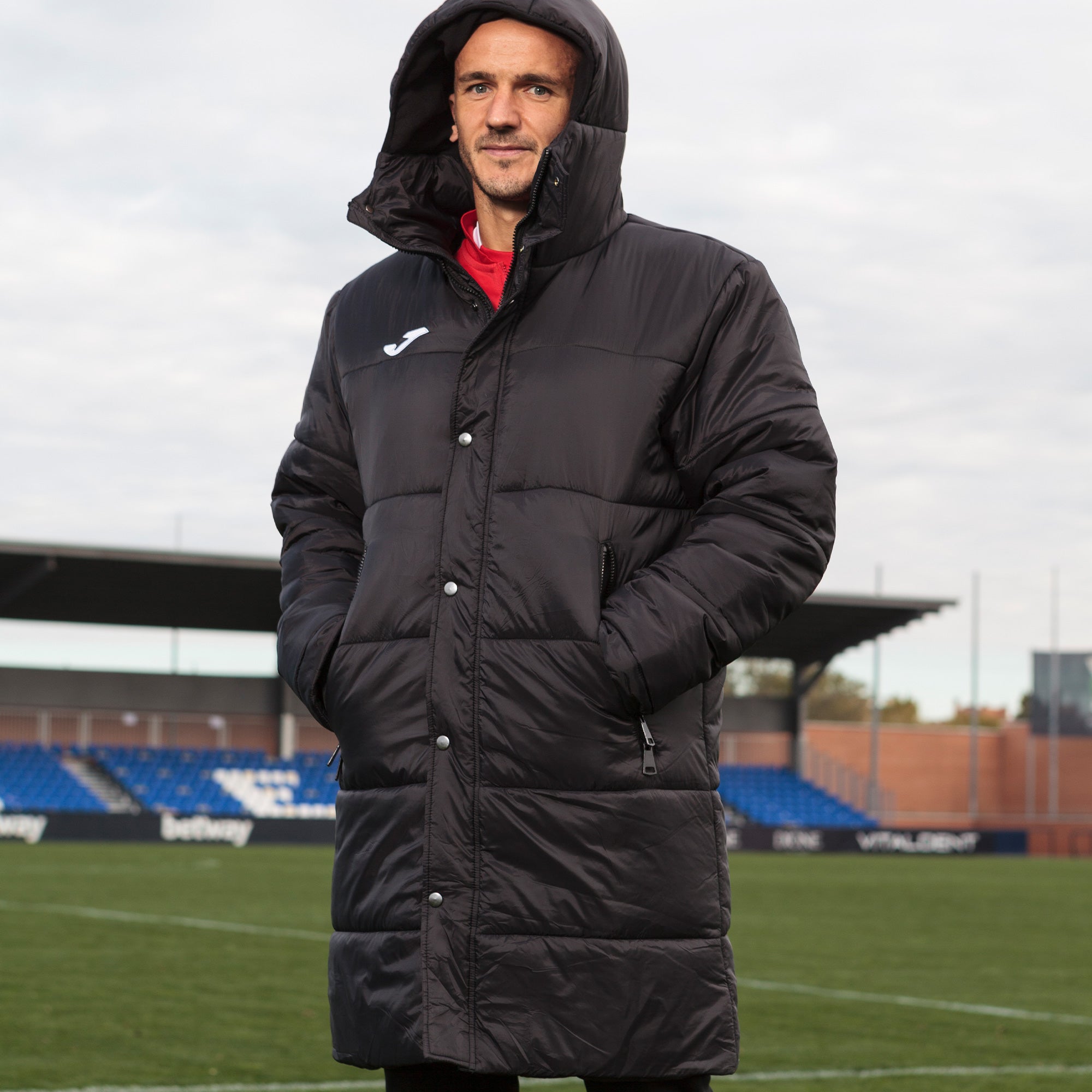 Joma ISLANDIA III Long insulated padded coat (Black)